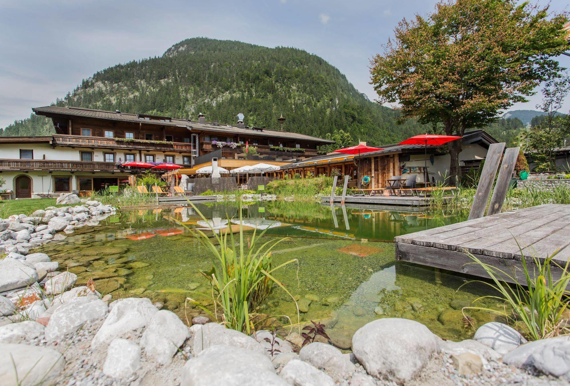 Familien- und Vitalhotel Mühlpointhof Lofer Exterior foto