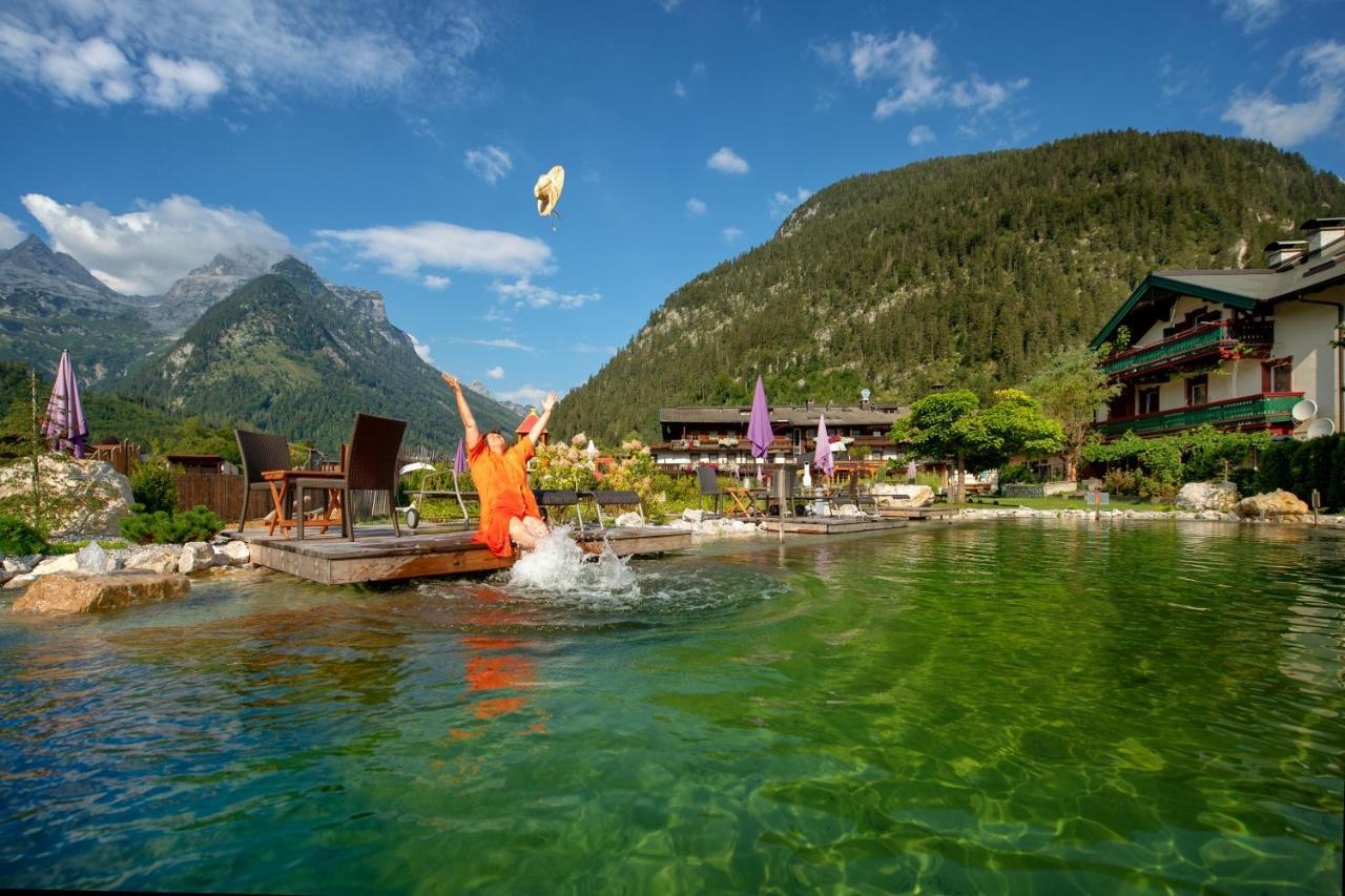 Familien- und Vitalhotel Mühlpointhof Lofer Exterior foto
